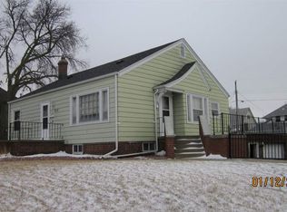 215 N 8th St, Norfolk, NE 68701
