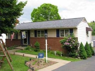 128 Warrencliff Rd, Monaca, PA 15061