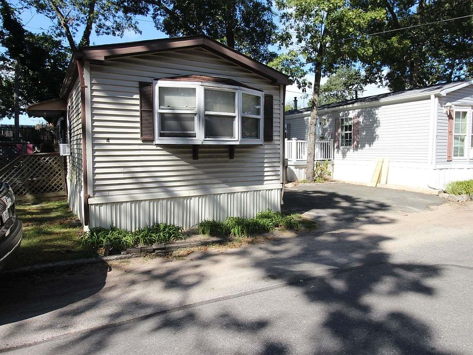 1st image of 229 W Montauk Highway #4
