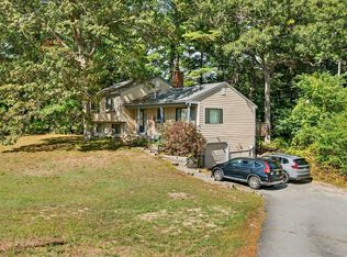 14 Amy Ln, Plymouth, MA 02360