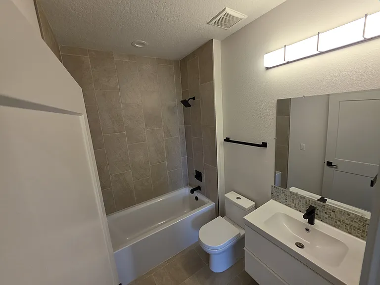 31 Louisburg Ln #A — Photo 16