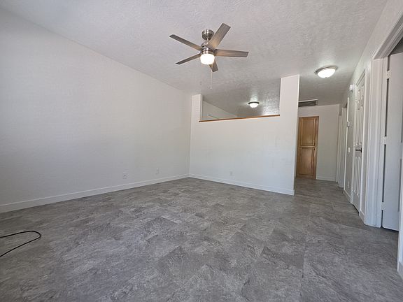 Living Room (View 2)