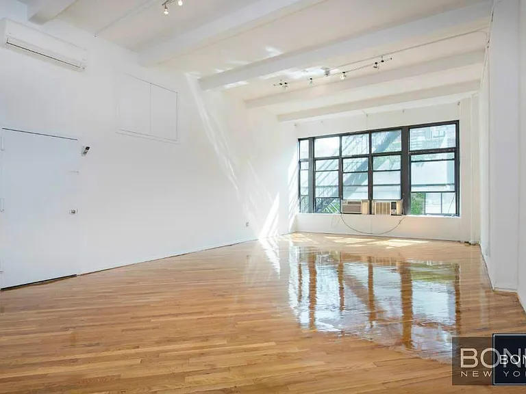 810 Broadway #5-R — Photo 9