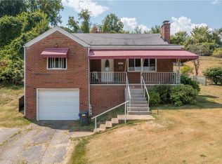 1812 E Maiden St, Washington, PA 15301