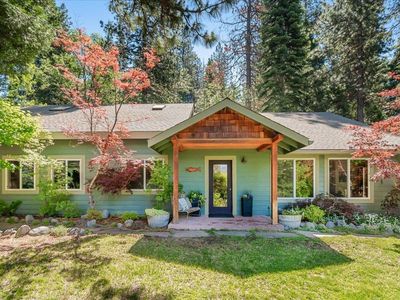 227 Magnolia St, Mount Shasta, CA, 96067
