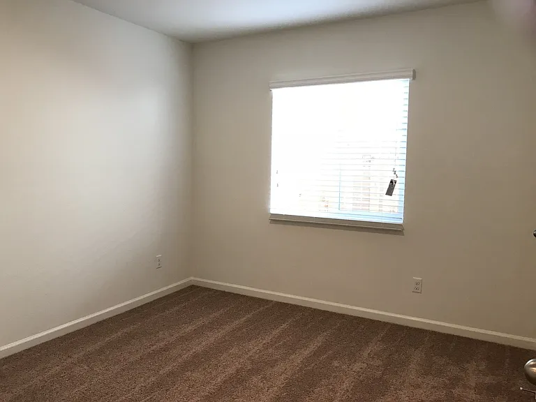 422 San Luis Obispo St — Photo 12