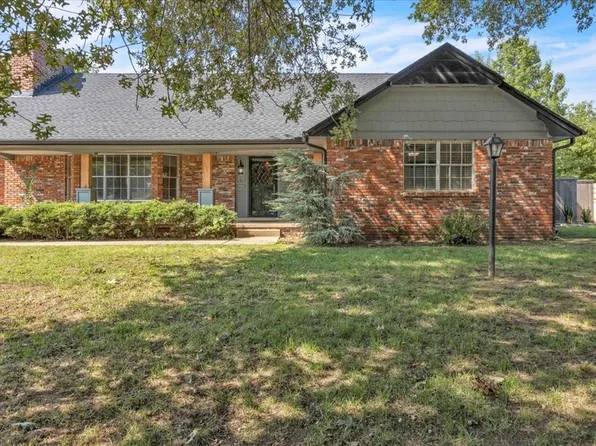 911 Mockingbird Ln, Norman, OK 73071