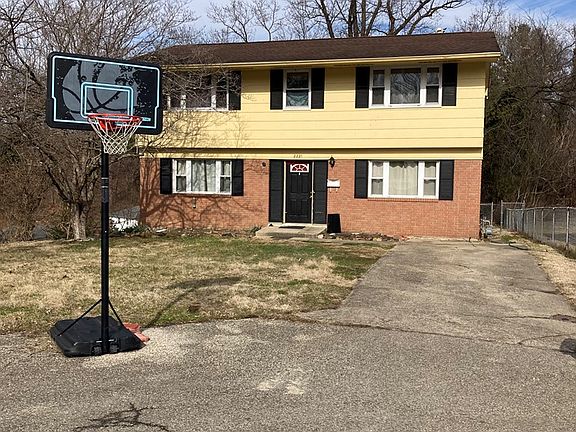 3rd image of 2221 Eck Ct