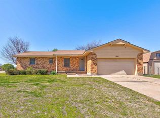 209 SW 45th St, Lawton, OK 73505