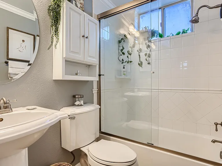 1055 E Ellsworth Ave #11 — Photo 7