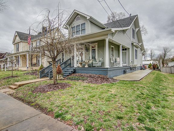 3rd image of 1120 Kentucky Ave