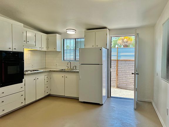 3rd image of 1540 N Dodge Blvd