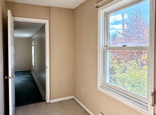 24 Derby Cir, South Burlington, VT 05403