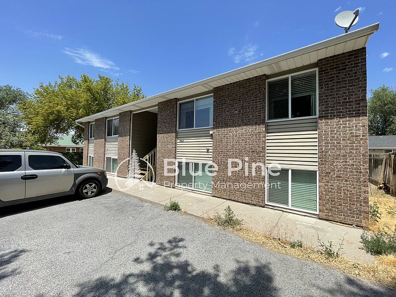 1st image of 322 Fredregill Rd APT 2