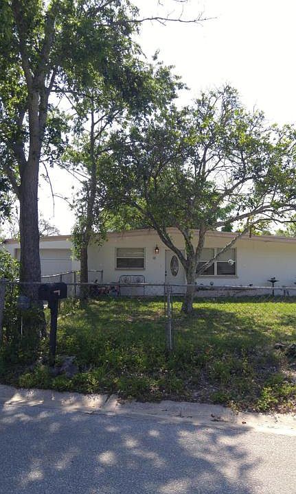 1st image of 1422 Jackson Ave