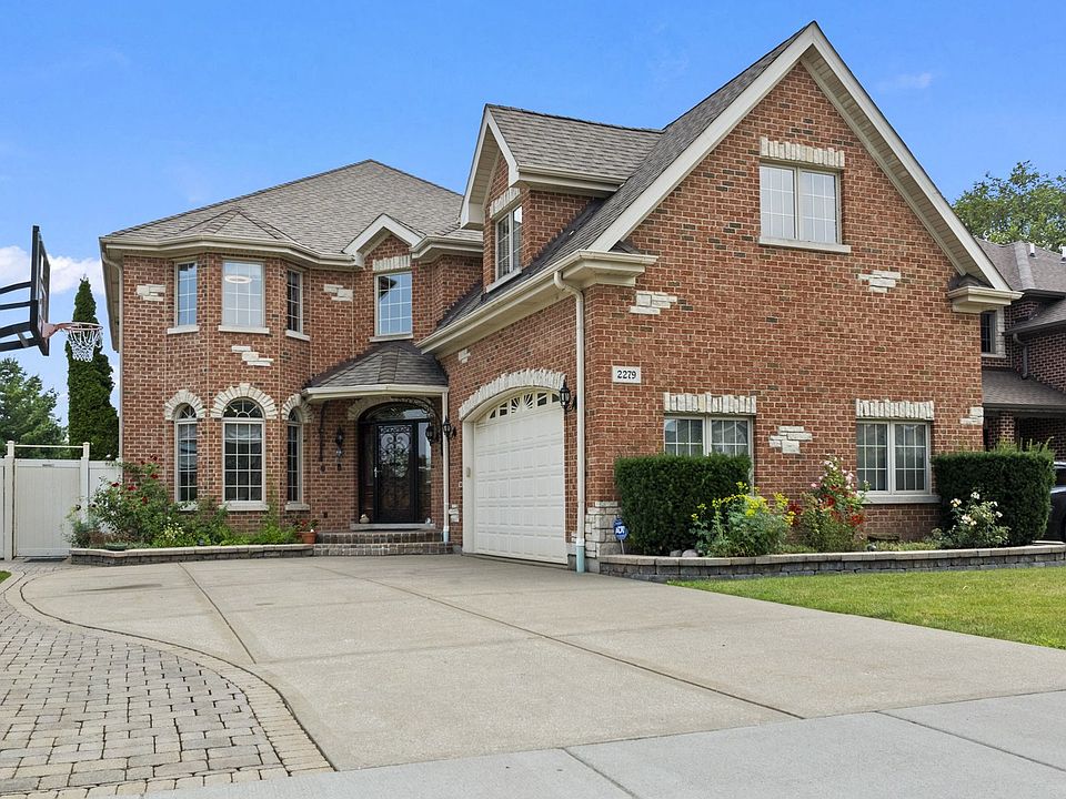 1st image of 2279 Westview Dr