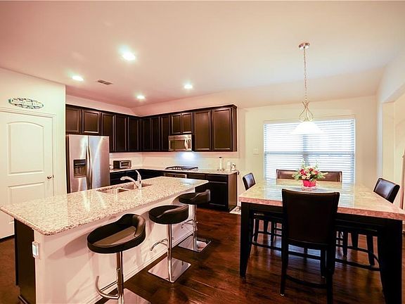 5th image of 3425 Canyon Lake Dr