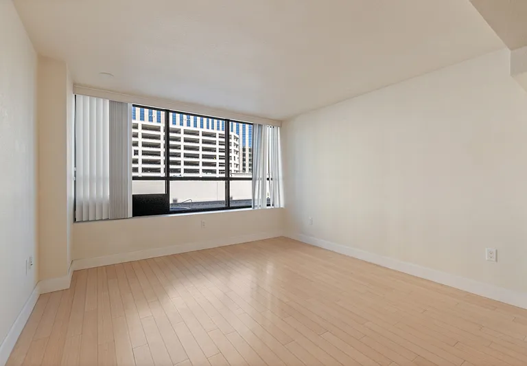 450 N Arlington Ave #502 — Photo 2