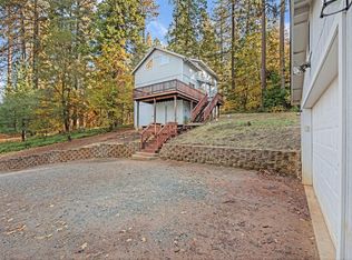 588 Blackbird Ln, Avery, CA 95224