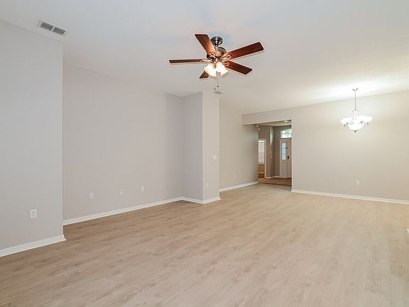 5th image of 7012 Brenton Manor Ln
