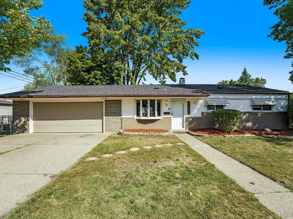 31320 Fernwood St, Westland, MI 48186