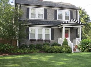 344 Huttleston Ave, Fairhaven, MA 02719