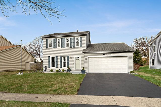 1st image of 70 Rosewood Dr