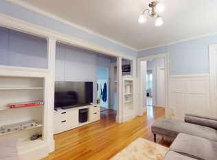 448 Park Dr APT 15, Boston, MA 02215