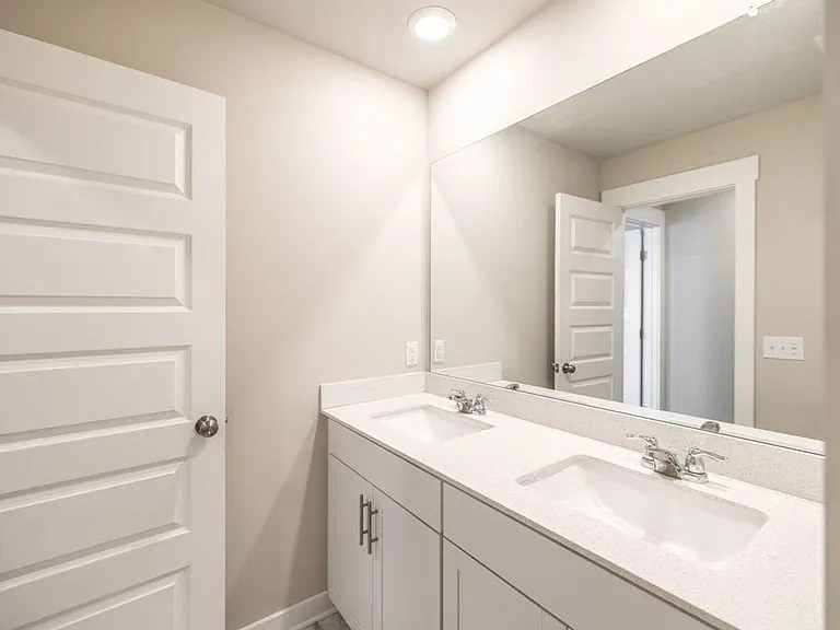 5045 Percival Dr #A3 — Photo 36