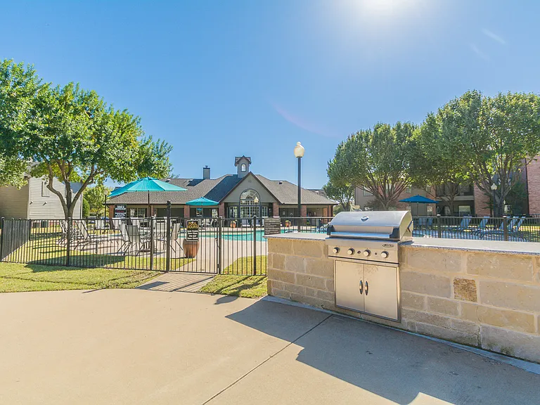 Outdoor BBQ Grill
