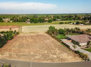 3812 N Golden Bear Dr, Merced, CA