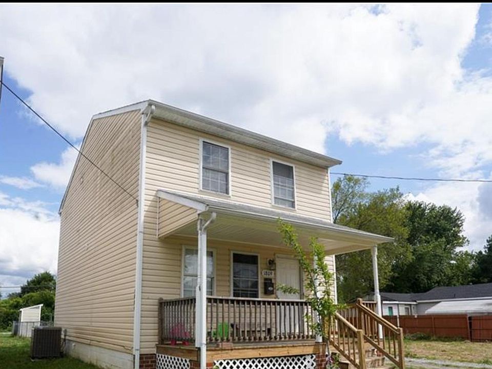 1st image of 1809 N 29th St