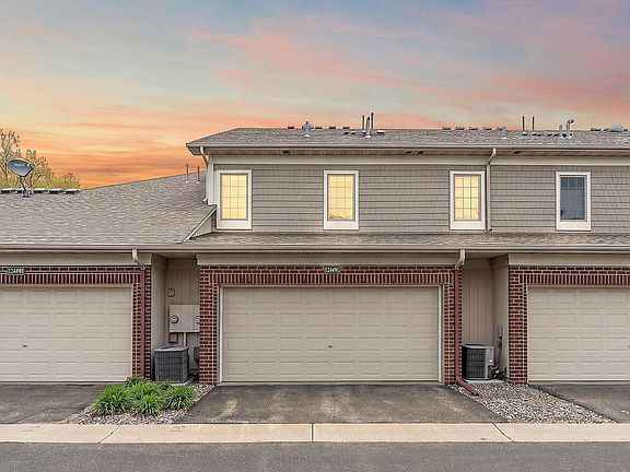 2nd image of 12449 Flanders Ct NE Unit G