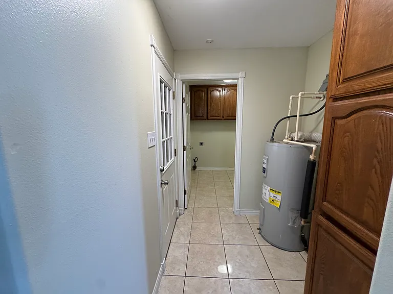 33828 California Rd — Photo 17