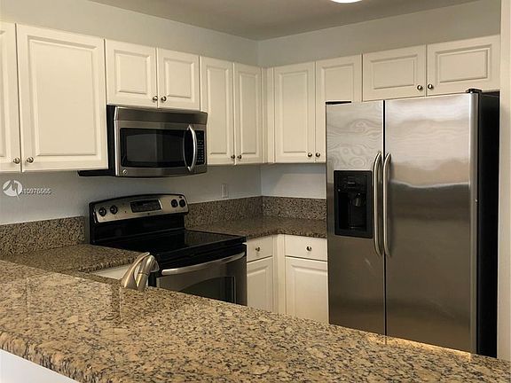 3rd image of 11403 NW 89th St APT 217