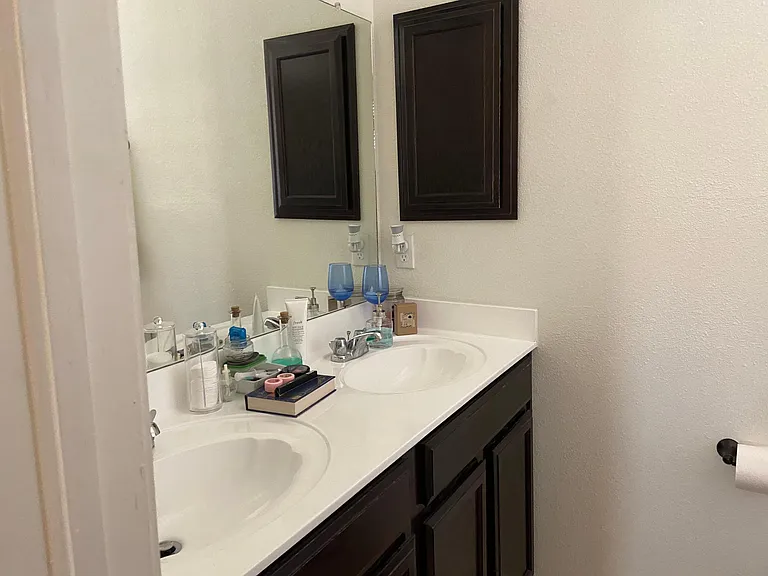 14238 Charles Pollock Ave — Photo 3