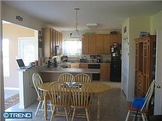 4th image of 516 Silverhill Xing