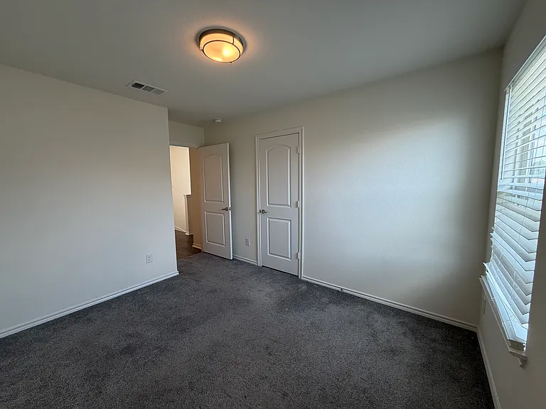 2237 Diamond Dr — Photo 30