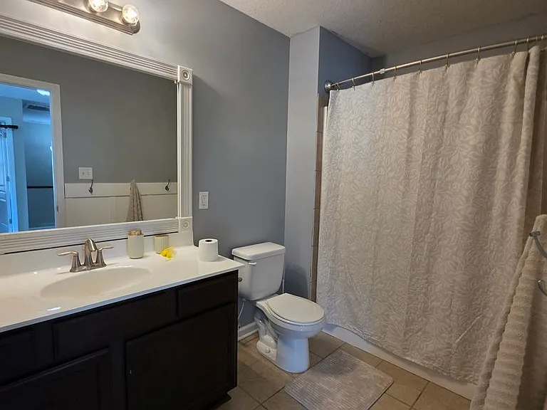 702 Appling Ct — Photo 22