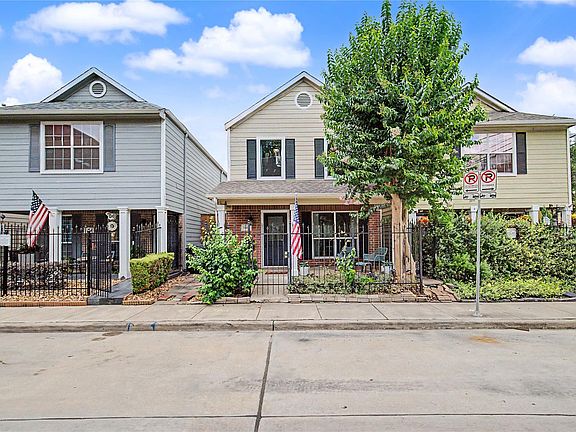3rd image of 1104 Buckner St