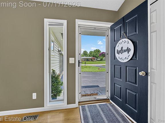 5th image of 3443 Valley Brook Ln