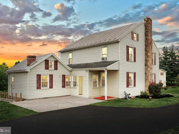 3300 Cardinal Ln, Dover, PA 17315