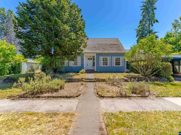 1530 21st St NE, Salem, OR 97301