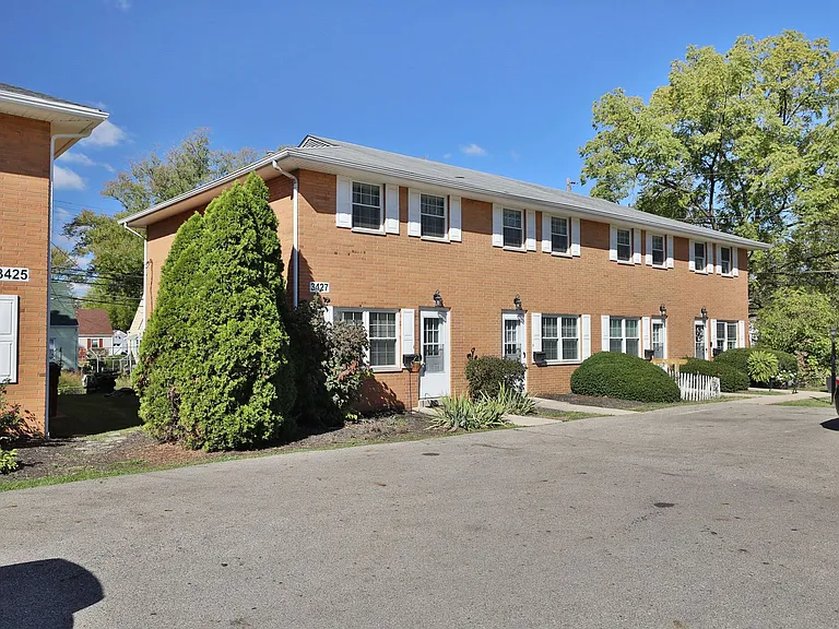 3421-3431 Maize Rd — Photo 35