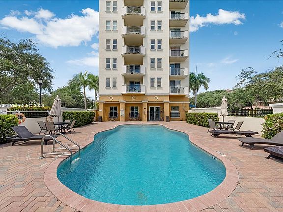 2nd image of 9021 SW 94th St APT 509