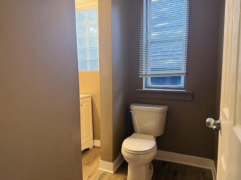 8833 S Exchange Ave — Photo 21