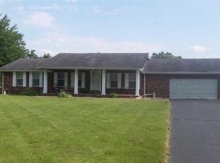 303 Coles Campground Rd, Murray, KY 42071