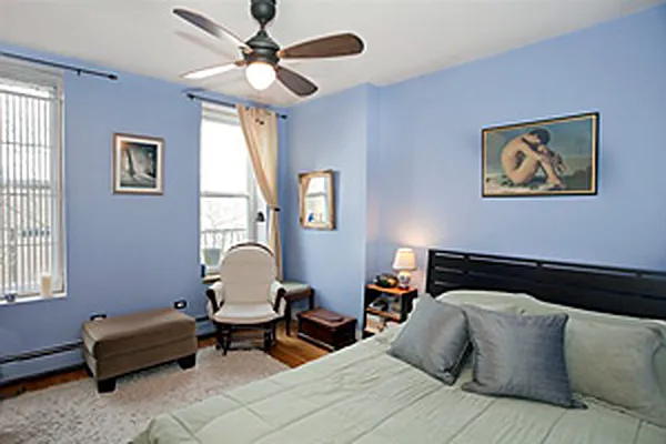 Sold by Warren Lewis Realty | media 6