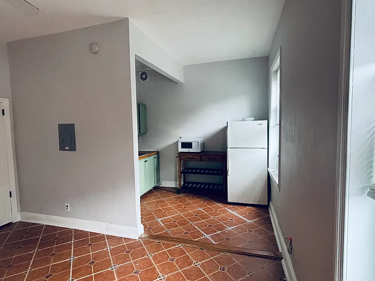202 N 35th St #3F — Photo 8