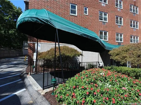 27 Northill St APT 2P, Stamford, CT 06907